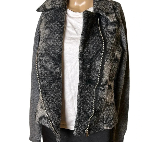 VTG chunky knit wool blend jacket made in Italy ,EC
Asymmetrical zip,rib,M - Picture 10 of 12